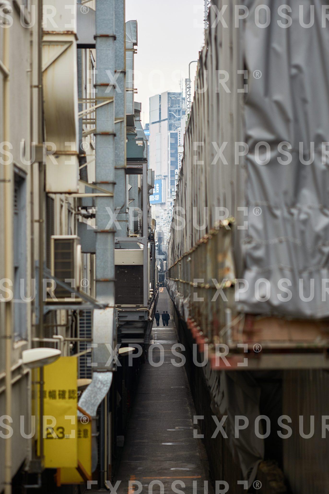 Tokyo alley