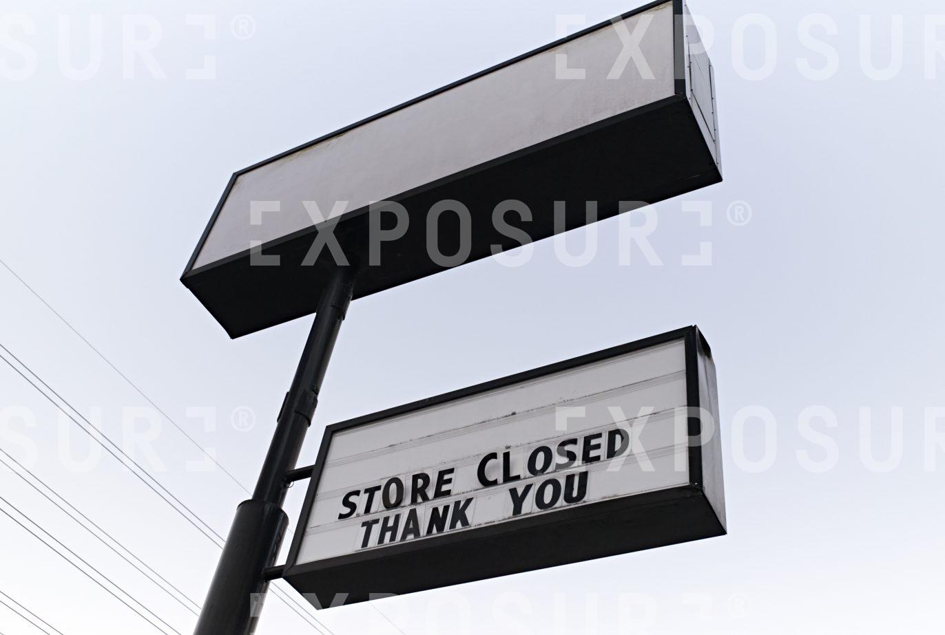 Closed business sign, Texas