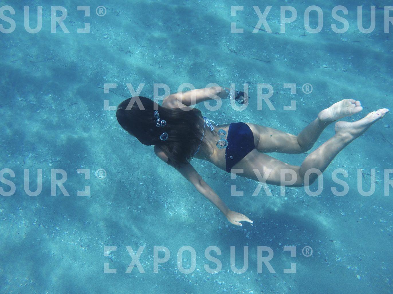Girl underwater Greece 01